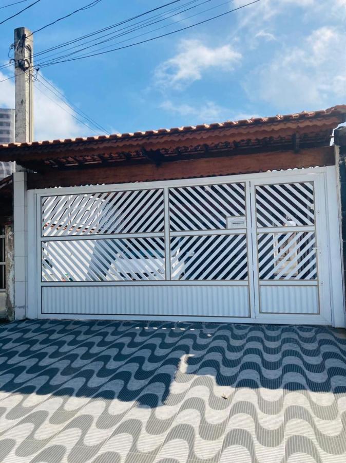 프라이아 그란데 Casa Moderna E Aconchegante Com Opcao De Piscina Aquecida Cobrado A Parte, Area Gourmet Com Churrasqueira Em Deck Coberto, Lareira Na Sala A Apenas 50 Metros Da Praia 빌라 외부 사진